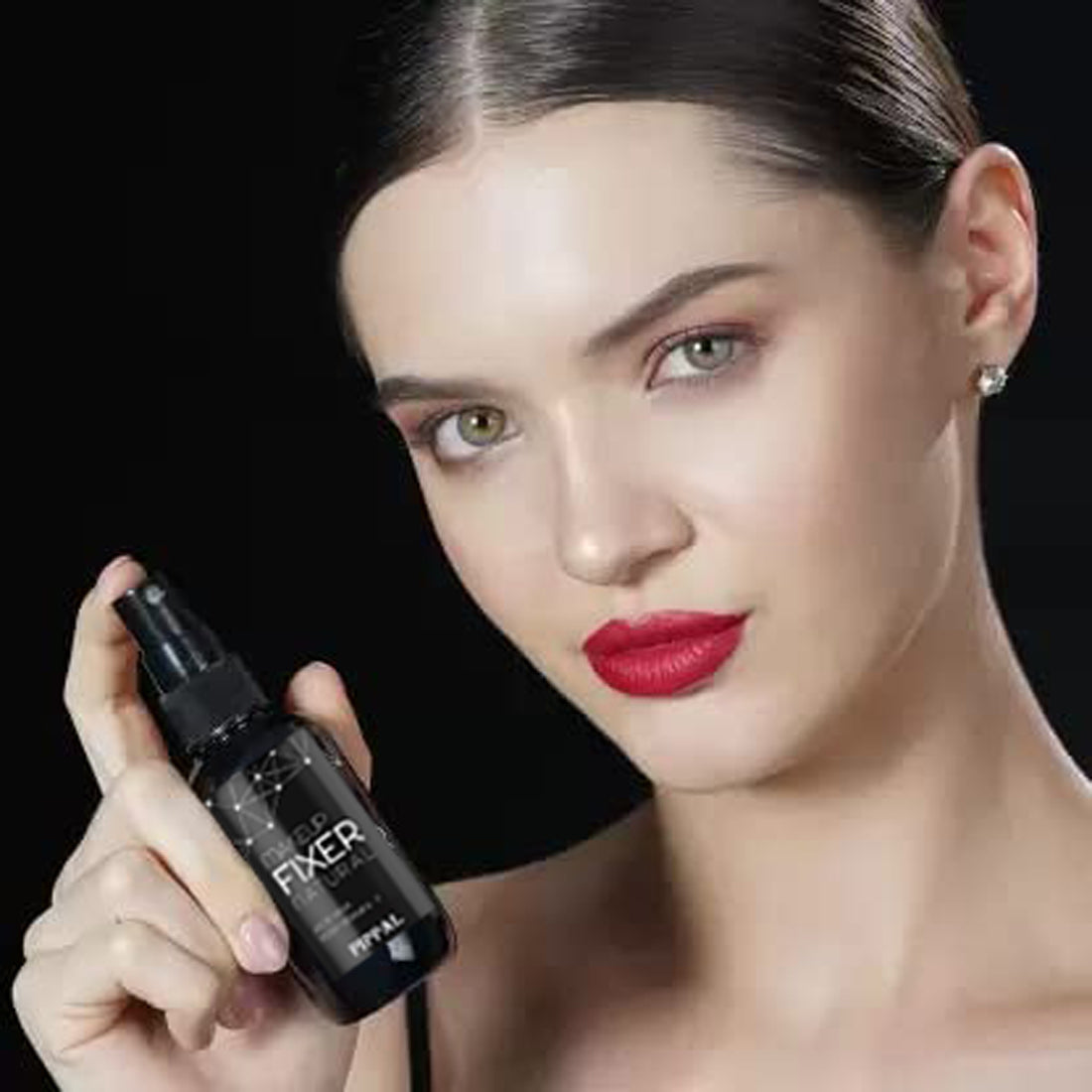 Pippal Beauty Makeup Fixer spray with Vitamin E and Aloe Vera, 80ml, alongside Fit Skin Supar Black Eyeliner, hydrating and refreshing.