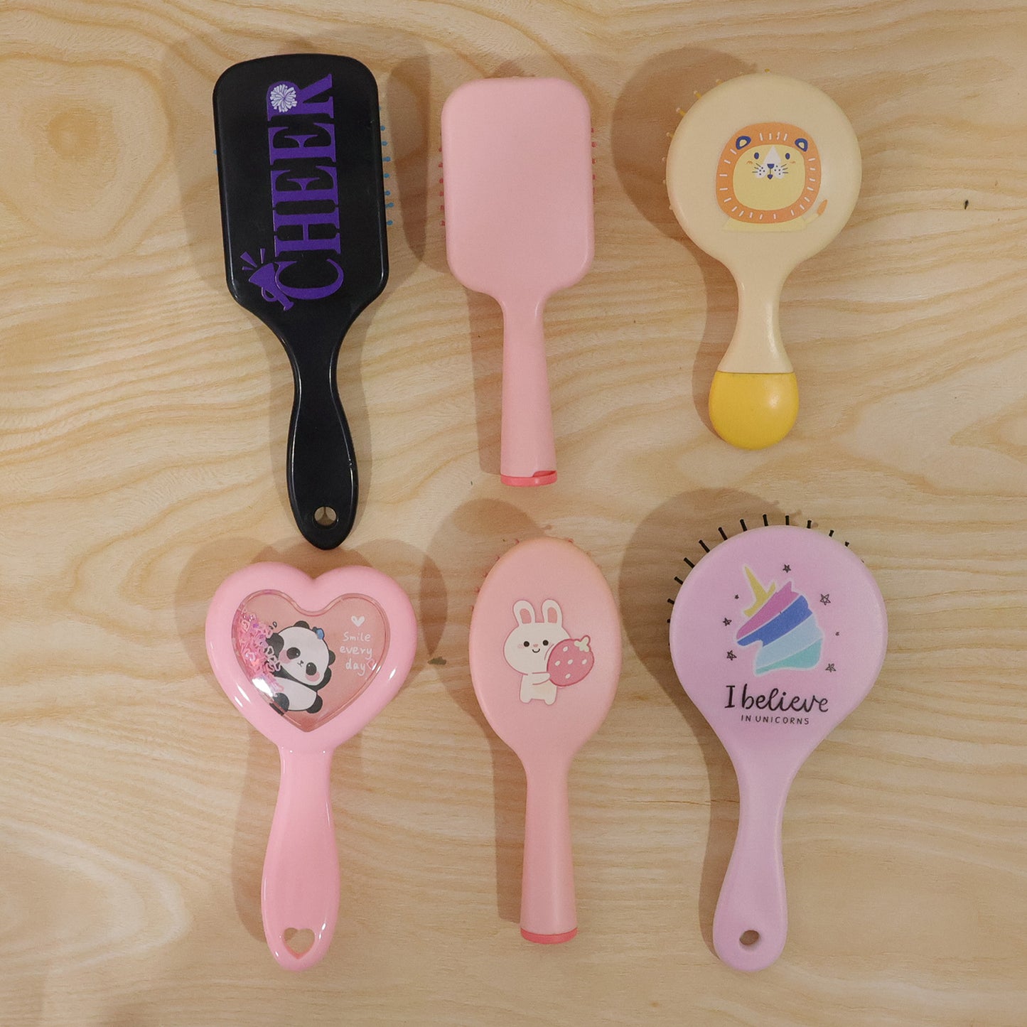 Premium Grooming And Styling Hair Comb (1 Pc Mix Design)