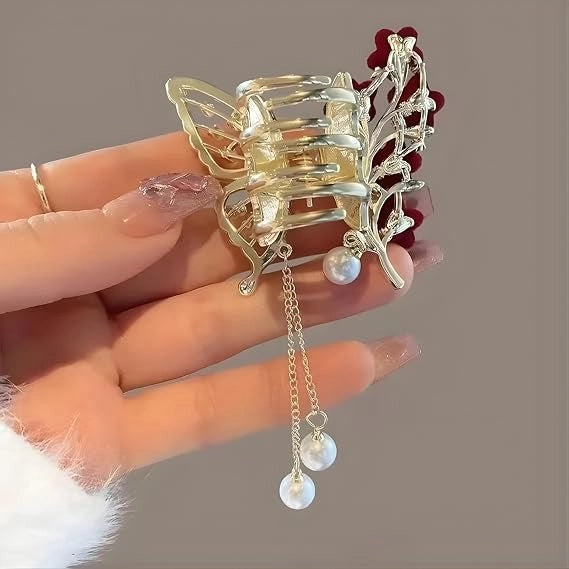 Luxury butterfly hair claw clip with rhinestones, velvet flowers, and pearl tassels, a decorative hair accessory for women and brides.