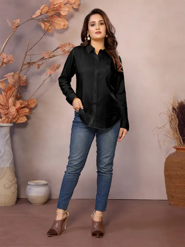 Golden Pure Viscose Collared Neck Hip Length Half Sleeve Shirt For Women