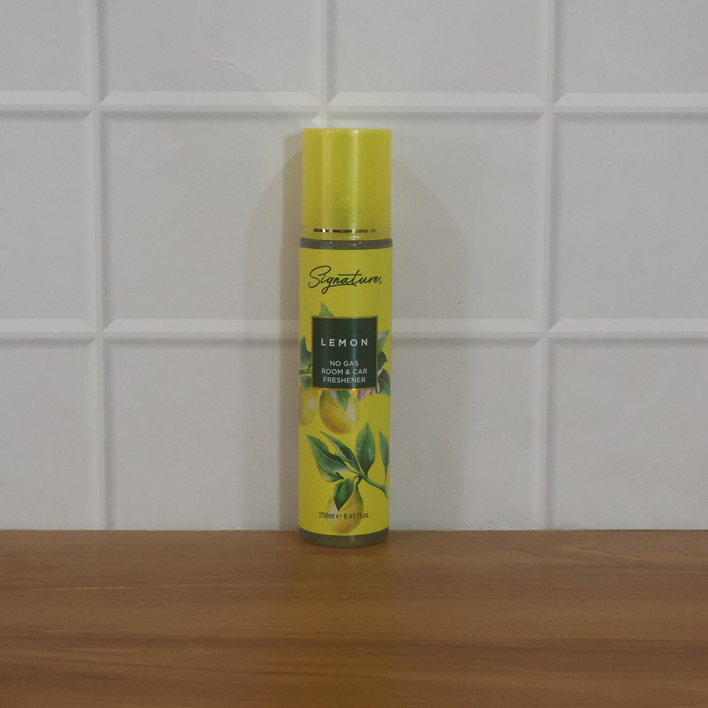 Signature Lemon Room Car Freshener Spray 250 Ml
