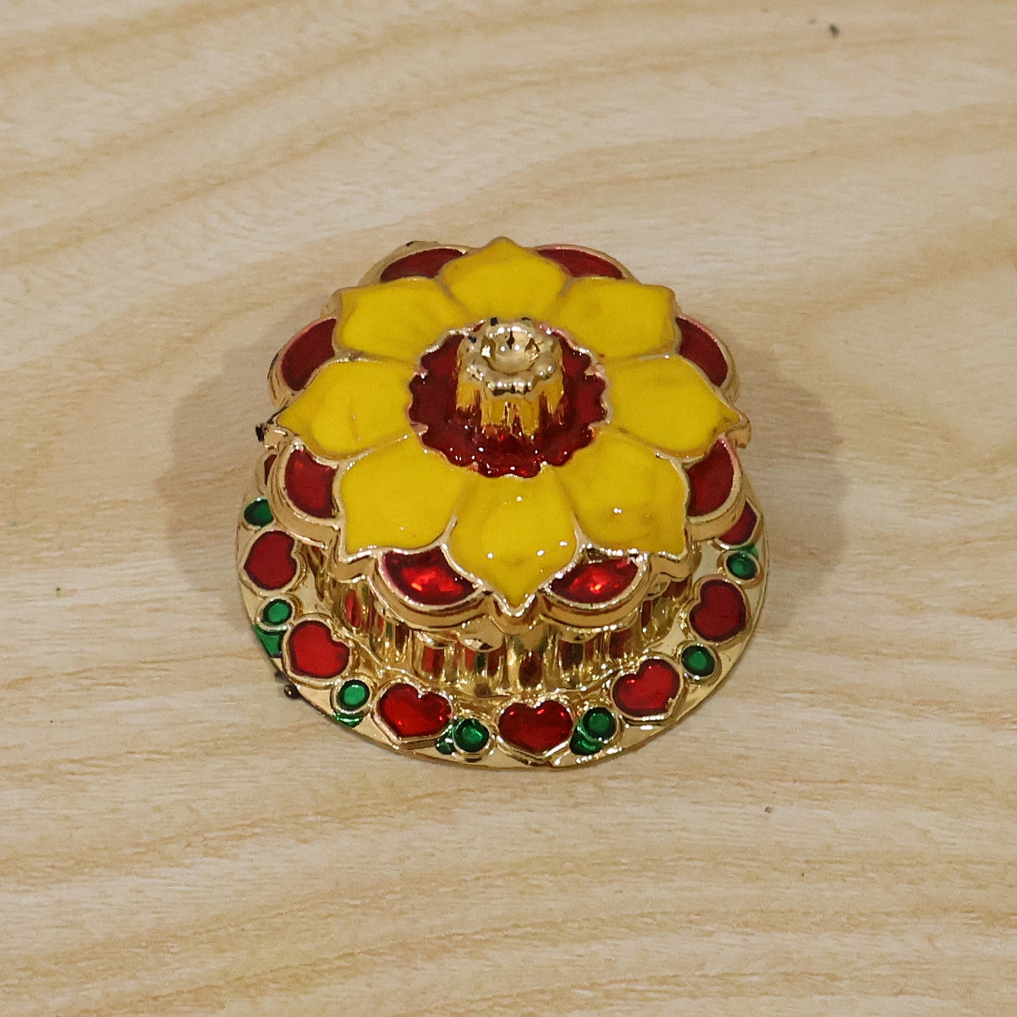 Decorative Golden Kankavati Kumkum Box Traditional Sindoor Holder Pooja (1 Pc)