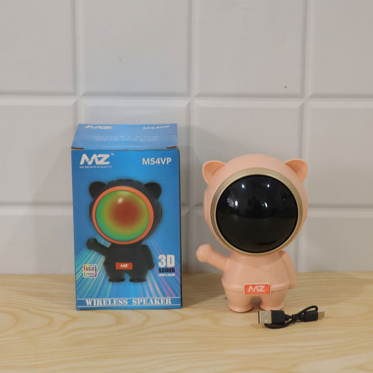 Astronaut Wireless Bluetooth Speaker With Color Changing Light And Usb-c Bis Certified (1 Pc)