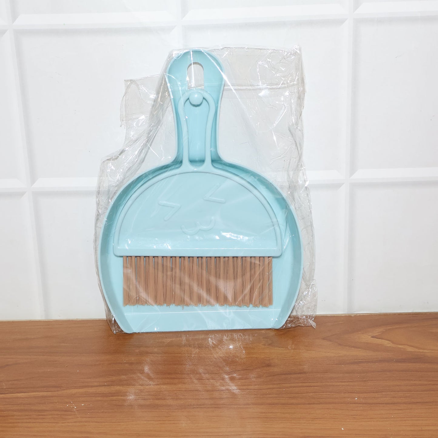 2-in-1 Mini Cleaning Dustpan Hand Brush Set (1 Set)