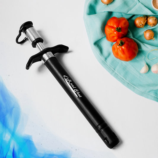 Wukusy stainless steel gas lighter for kitchen stove, long-lasting, unbreakable design, suitable for gas stoves in homes and restaurants.
