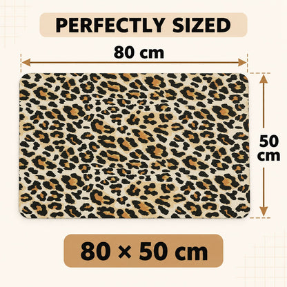 Wukusy leopard print absorbent bathroom mat, quick-dry bath mat in 50x80 cm with stylish animal pattern on soft fabric surface.