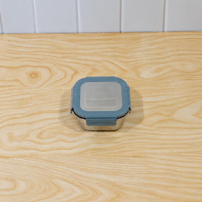 Wukusy Apex Square Steel Food Container with 300ml capacity and clip lock lid, ideal for lunch storage and food preservation.