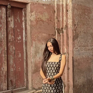 Women's Printed Straight Sleeveless Kurta