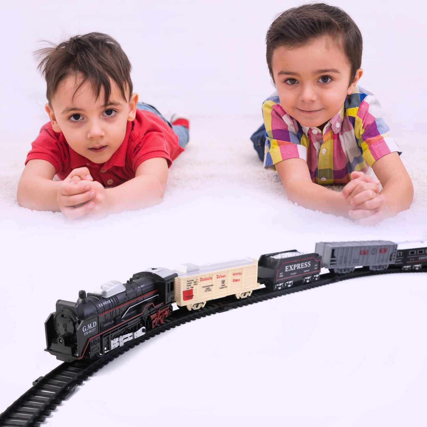 Battery-operated Wukusy toy train set with colorful track and train cars for kids, perfect for imaginative play.