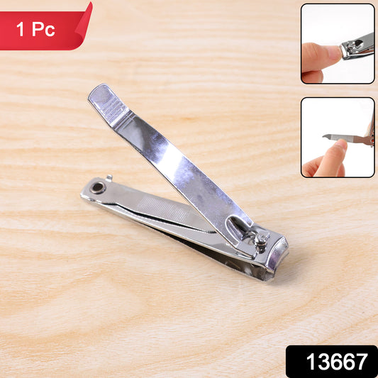 Wukusy premium heavy-duty stainless steel nail cutter with sharp blades for precise grooming, shown on a white background.
