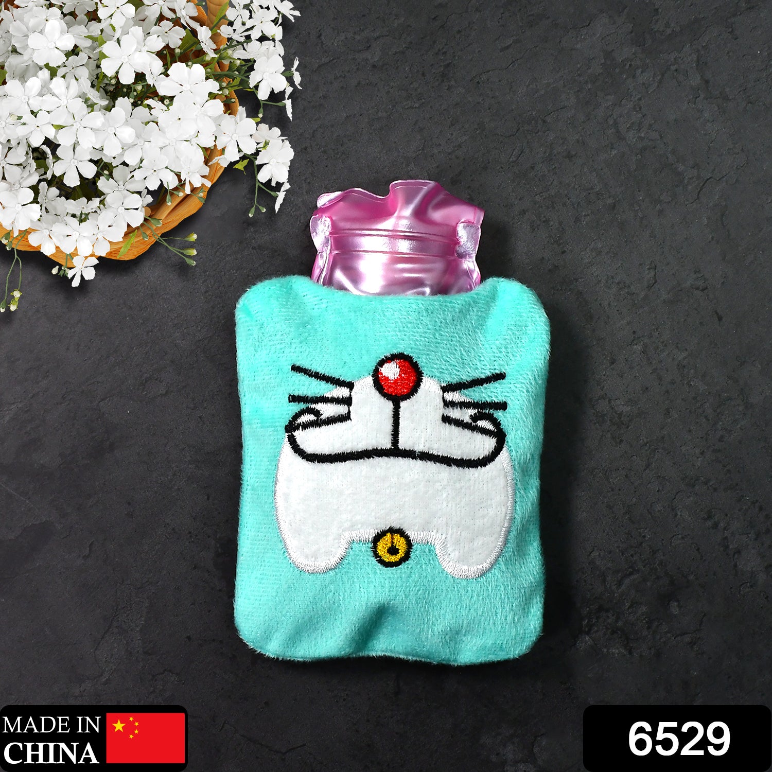 Wukusy Doremon cartoon hot water bag with cover, used for pain relief, neck, shoulder, hand, feet warmth, and menstrual cramps.