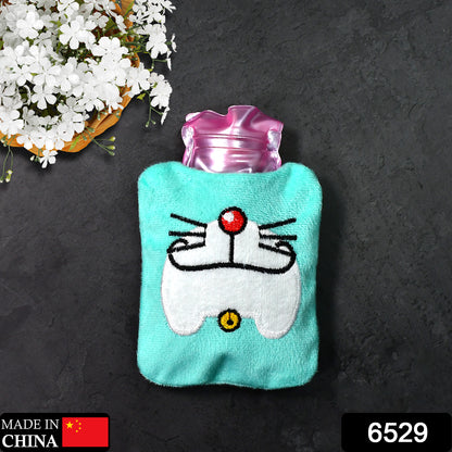Wukusy Doremon cartoon hot water bag with cover, used for pain relief, neck, shoulder, hand, feet warmth, and menstrual cramps.