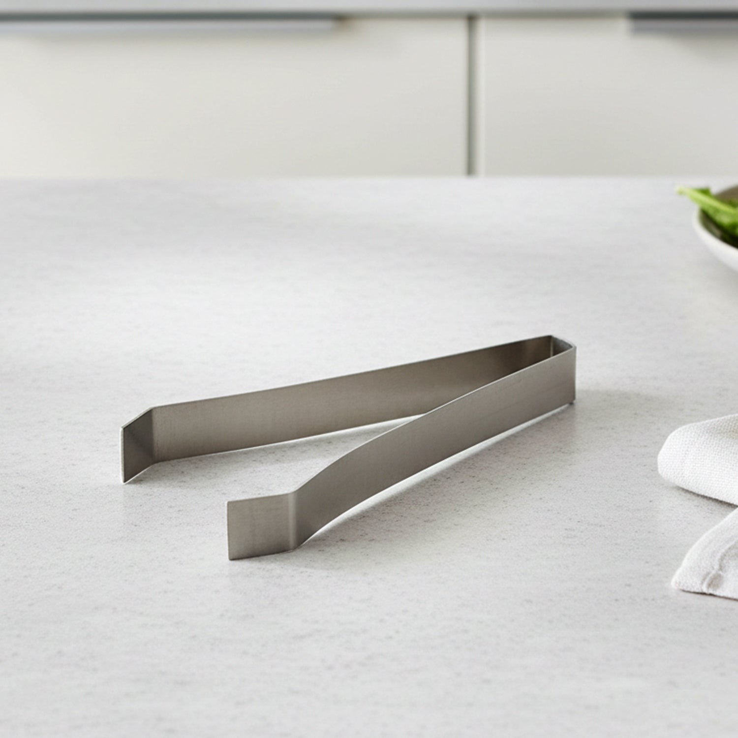 Wukusy stainless steel fish bone tweezer, 1-piece, with pointed tips for precise removal of fish bones and delicate handling.