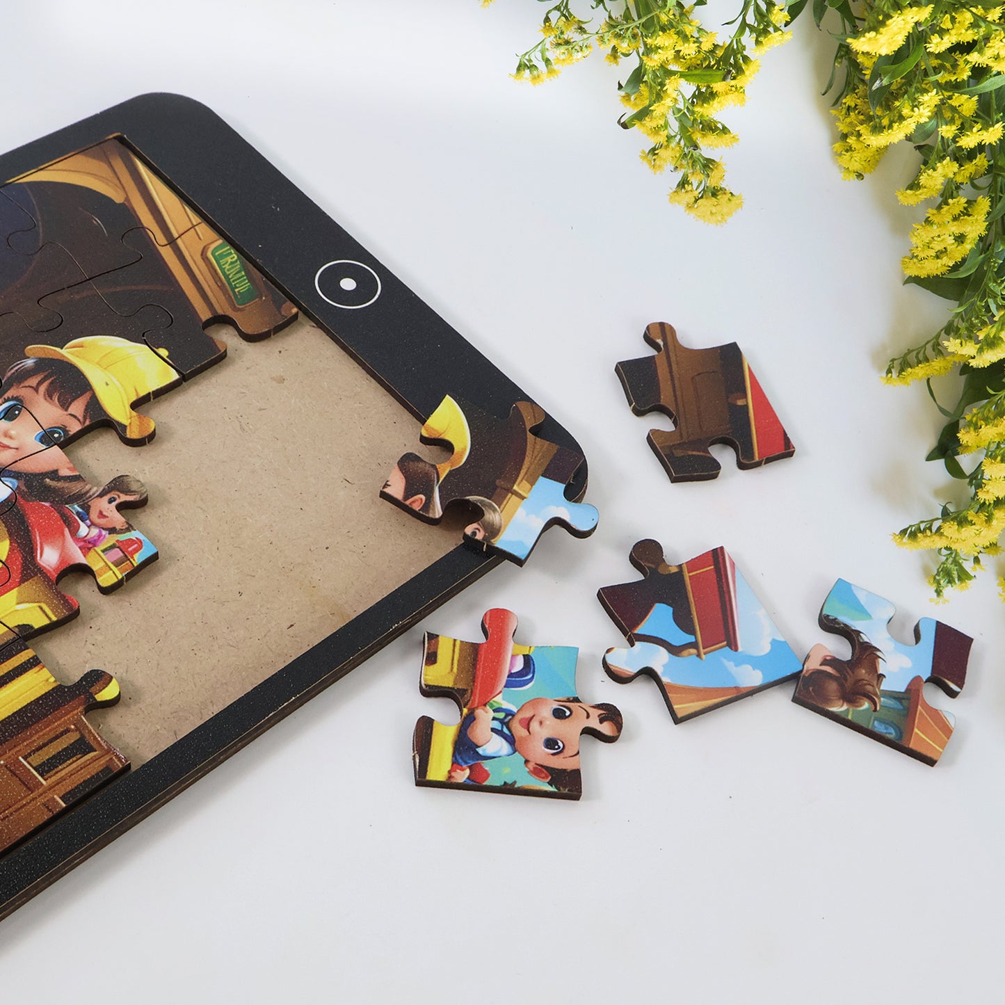 Kids Wukusy cartoon mini jigsaw puzzle with colorful mixed design, featuring playful cartoon characters, suitable for children.