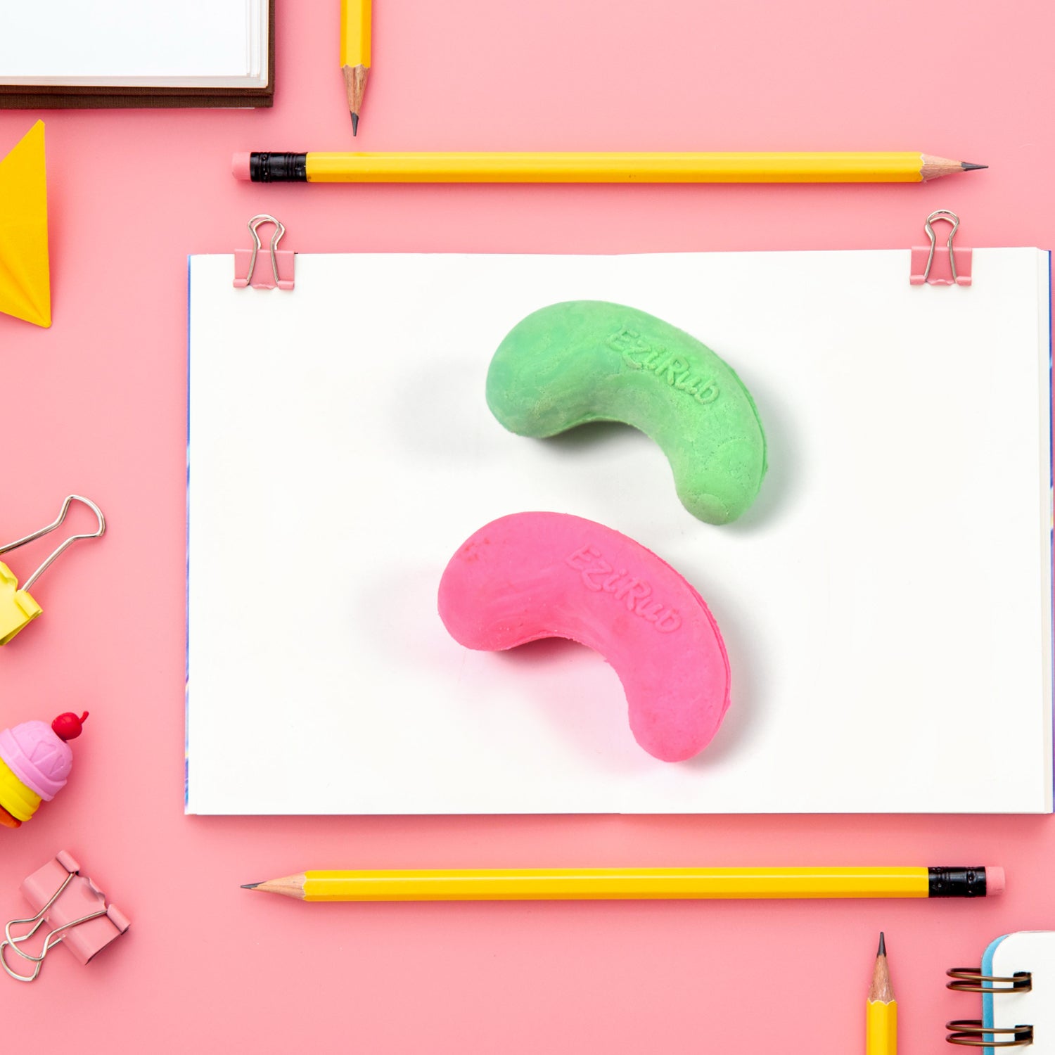 Wukusy office cashew nut eraser rubber in mixed colors and design, 1-piece eraser for school and office use