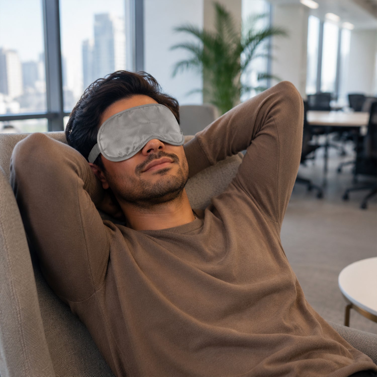 Soft Satin Sleeping Eye Mask With Elastic Strap For Travel And Relaxation (1 Pc)