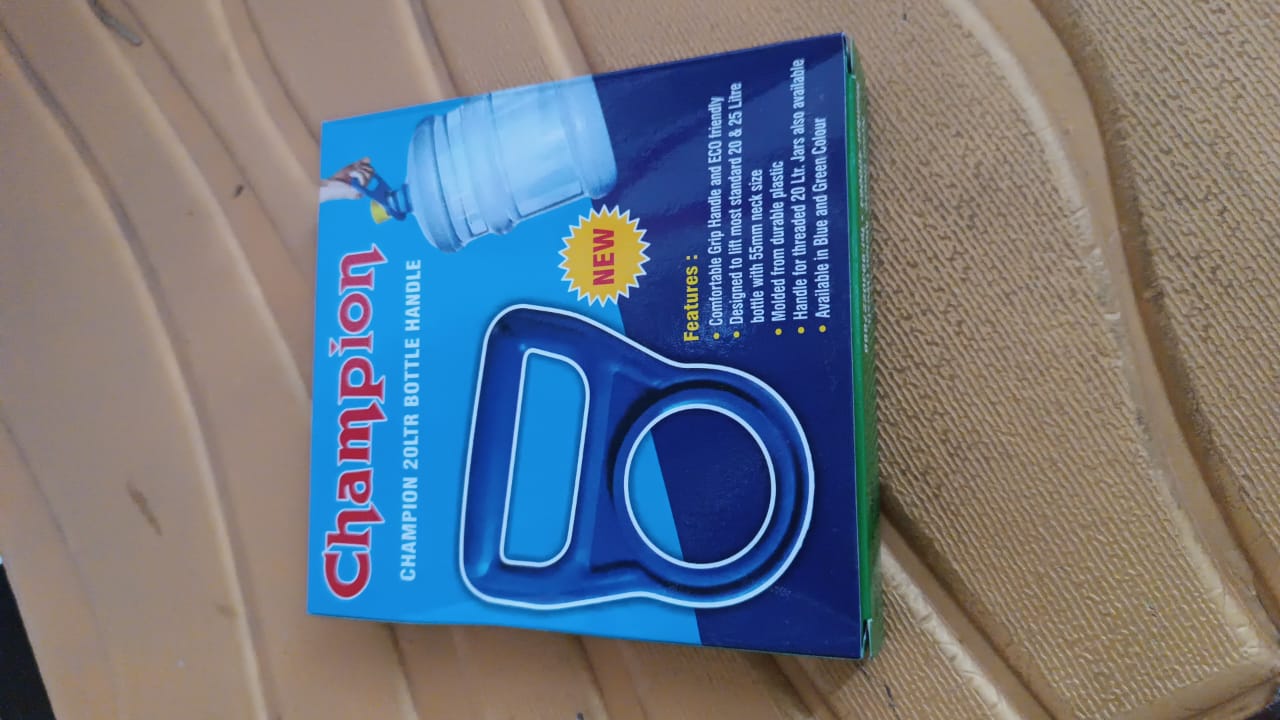Wukusy heavy-duty plastic water bottle handle for 20L water can, designed for easy lifting and transport.