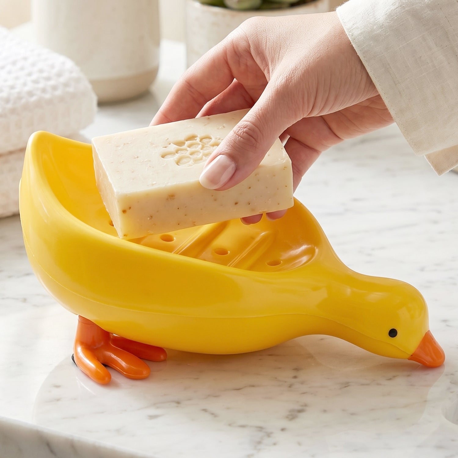 Cute Duck Shape Plastic Soap Holder Box For Bathroom Kids Soap Dish Tray (1 Pc)