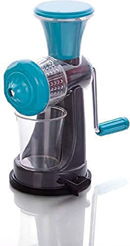 Wukusy 0074c mini fruit and vegetable juicer with compact design for fresh juice extraction, shown in a close-up image.