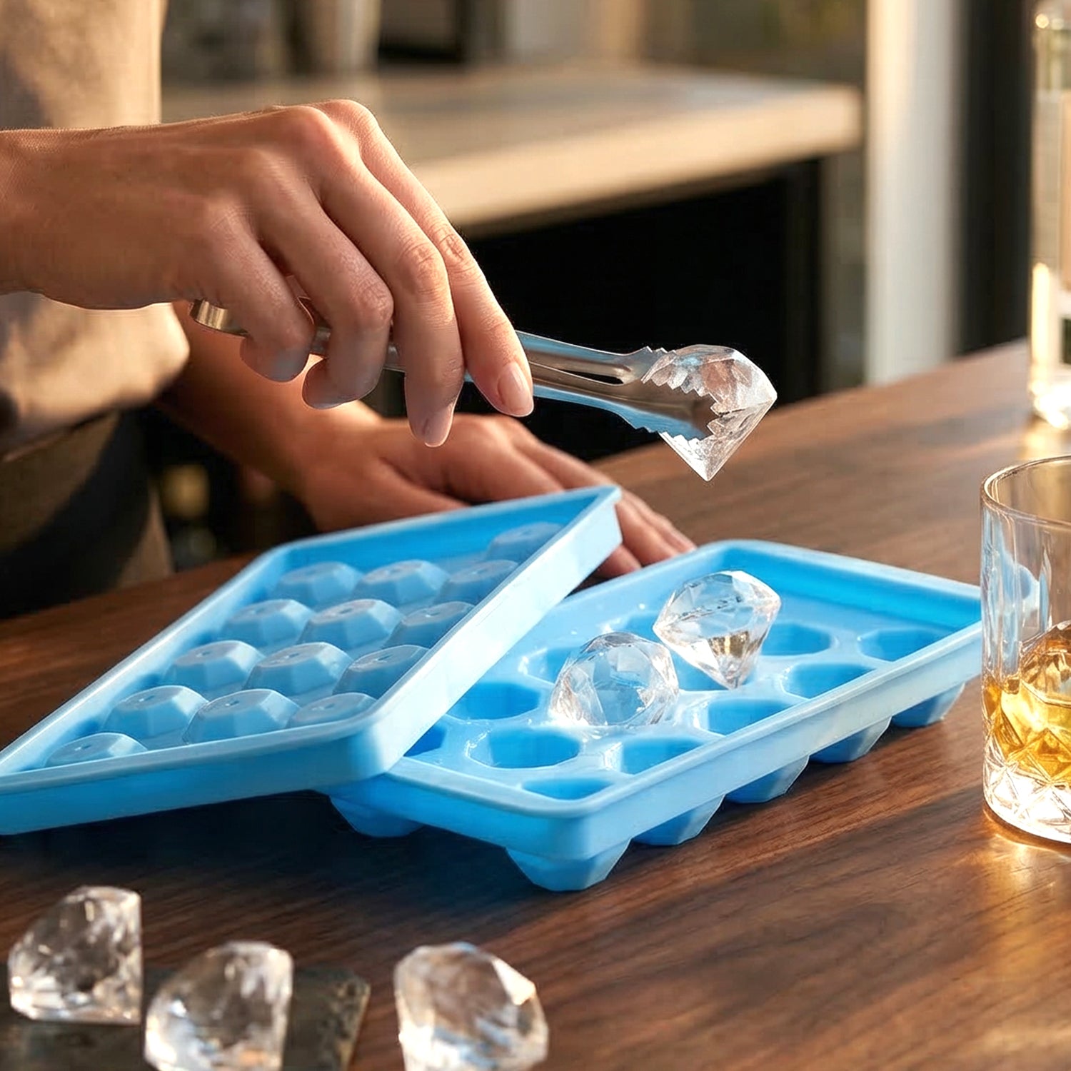 Multipurpose Ice Cube Tray With Lid 17 Grid Mold (1 Pc)