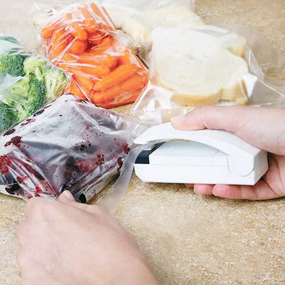 7675a  Multifunctional Household Mini Portable Super Sealer Handy Plastic Bag Sealer Sealing Machine