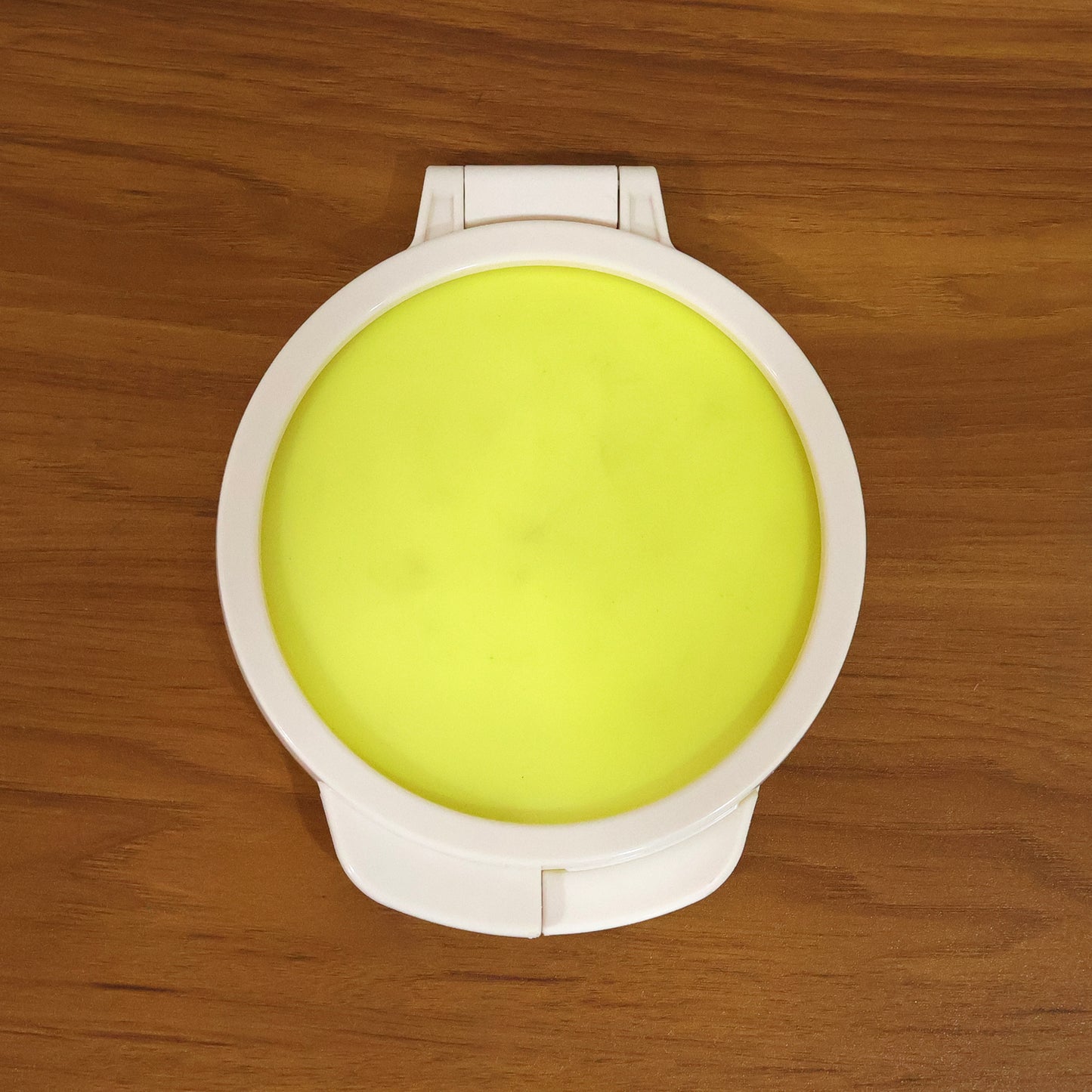 Round Food Saver Storage Container With Lid (1 Pc 18 X 15 Cm)