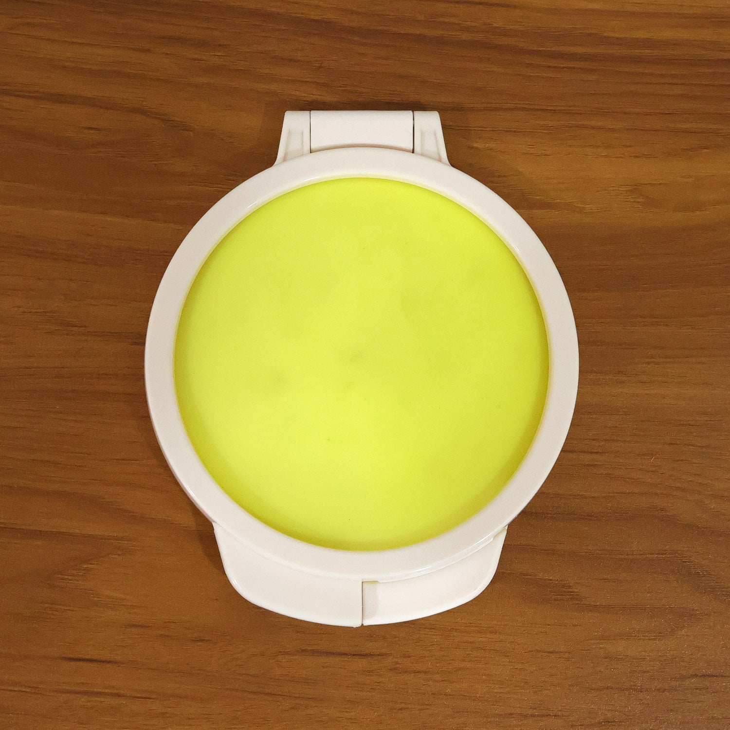Round Food Saver Storage Container With Lid (1 Pc 18 X 15 Cm)