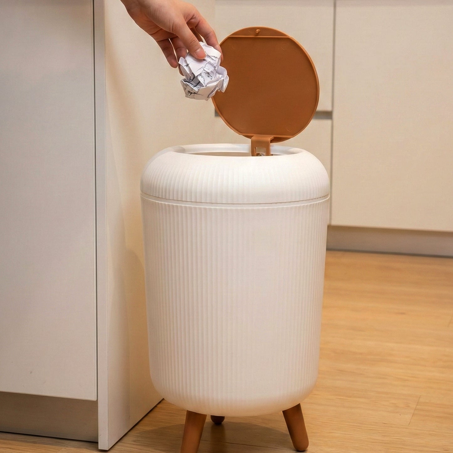 Premium Stylish Mini Dustbin (22x30 Cm 1 Pc)