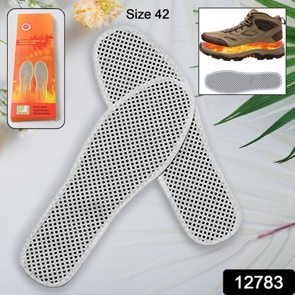 Unisex Wukusy magnetic self-heating insoles with tourmaline for warmth and comfort, designed for shoes and foot thermal care.