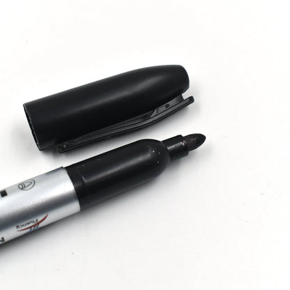 Wukusy 9018 10-piece black marker set for school, college, and office use, ideal for studying and teaching purposes.