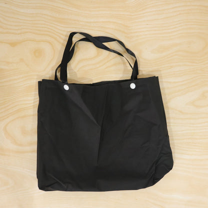 Wukusy shopping tote bag with wide carry straps, 32x23 cm, featuring a spacious design for daily essentials.