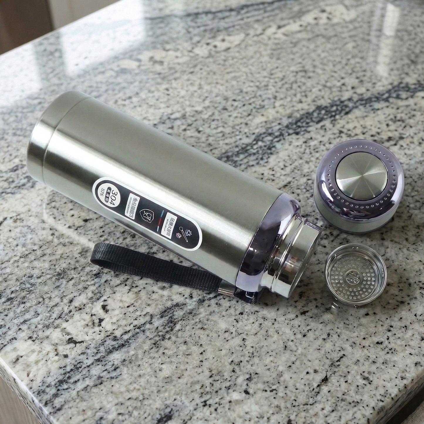 Premium Stainless Steel Vacuum Insulated Water Bottle (600 Ml Approx)