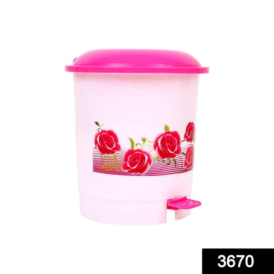 Wukusy 3670 plastic pedal dustbindesk dustbin with a sturdy pedal and compact design, suitable for office or home use