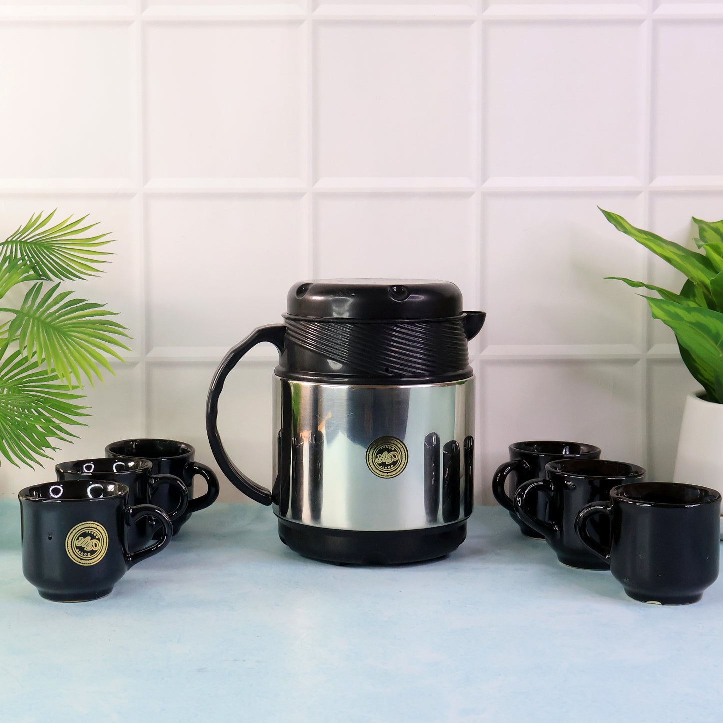 Wukusy tea and coffee thermos flask with 6 ceramic cups set, ideal for home and kitchen use, in a sleek, modern design.