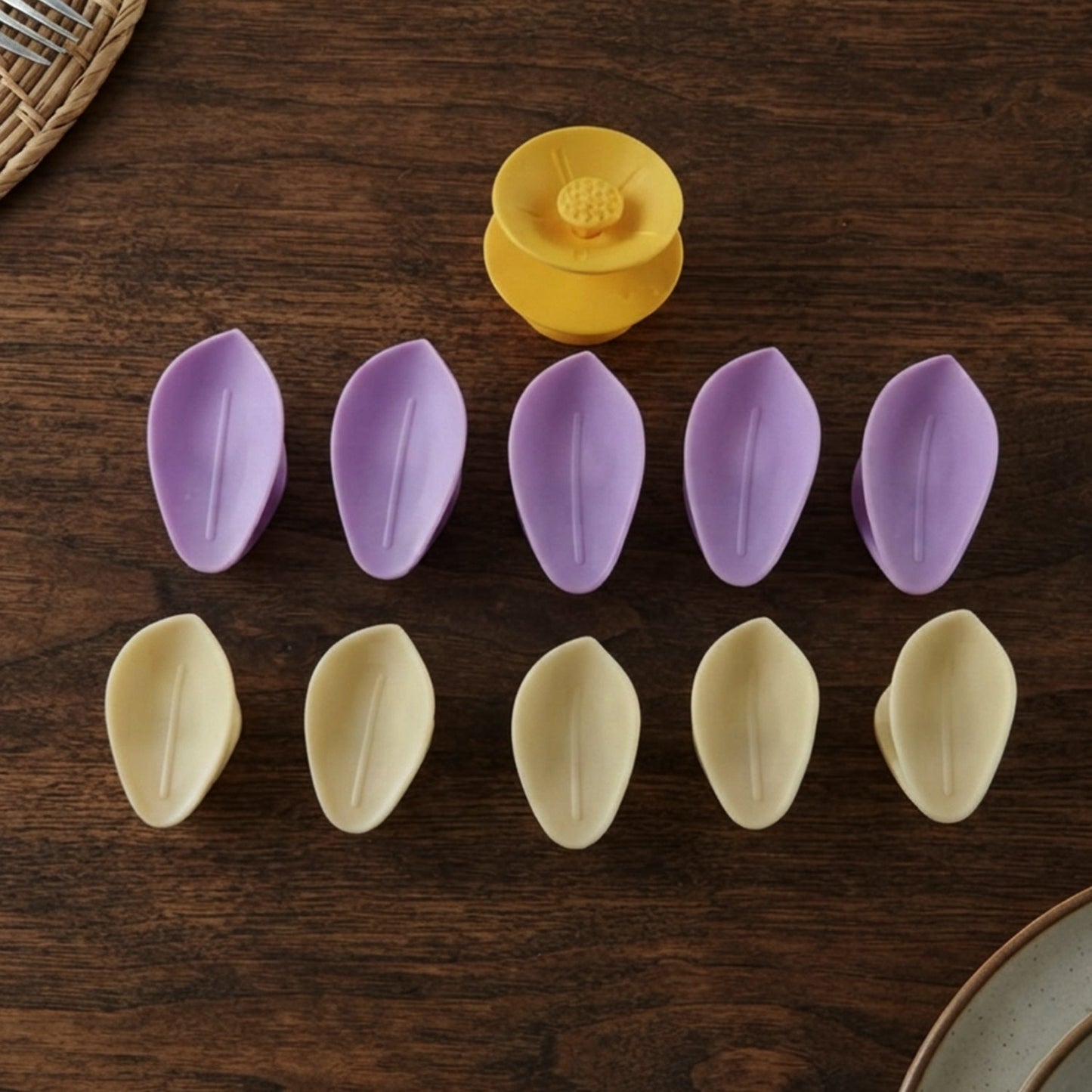 Double Layer Plastic Flower Food Bag Sealing Clips For Kitchen Storage (10 Pcs)