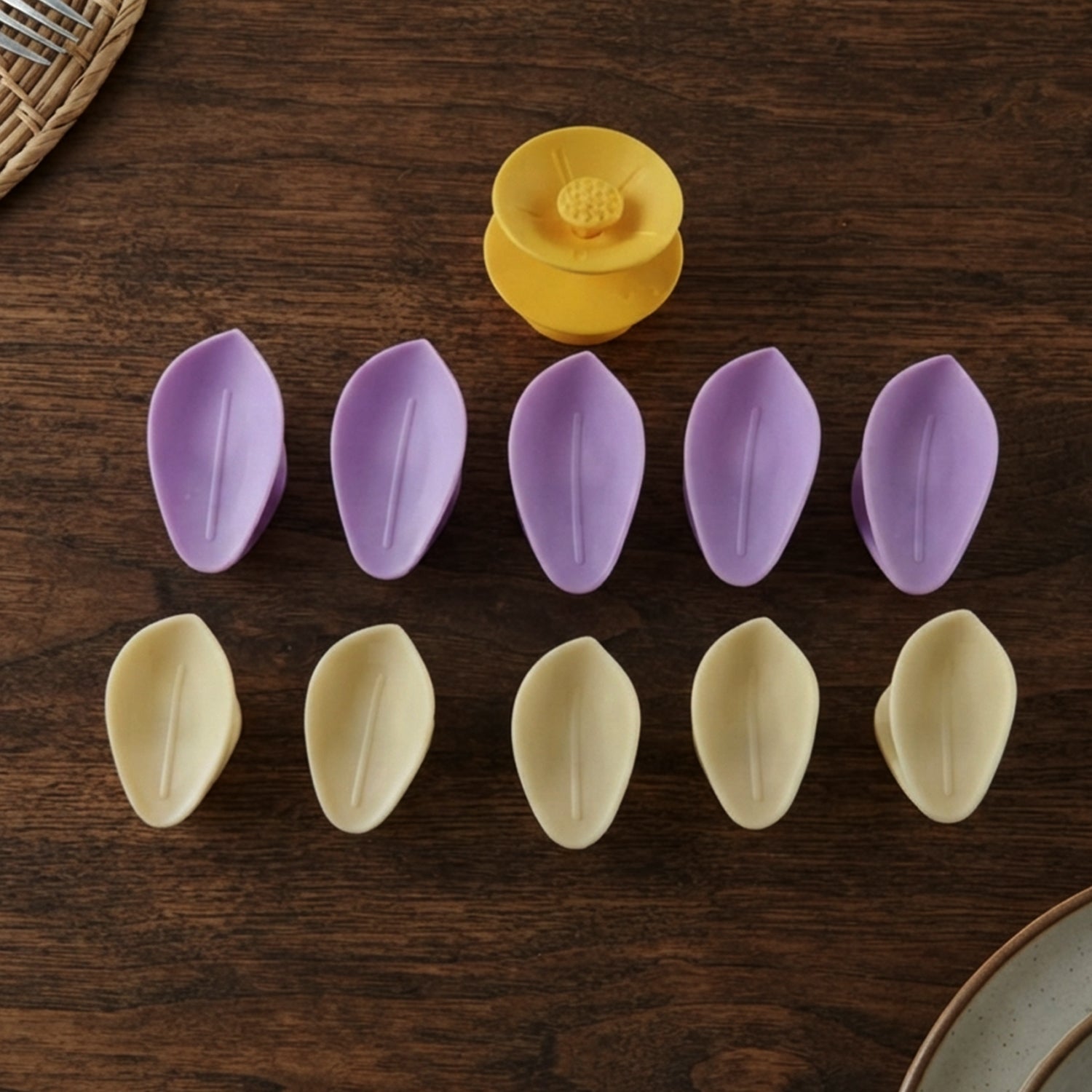 Double Layer Plastic Flower Food Bag Sealing Clips For Kitchen Storage (10 Pcs)
