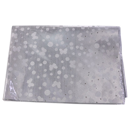 Decorative silver gift wrapping paper sheets from Wukusy, 20-pack, featuring elegant, shiny silver designs for gift packaging.
