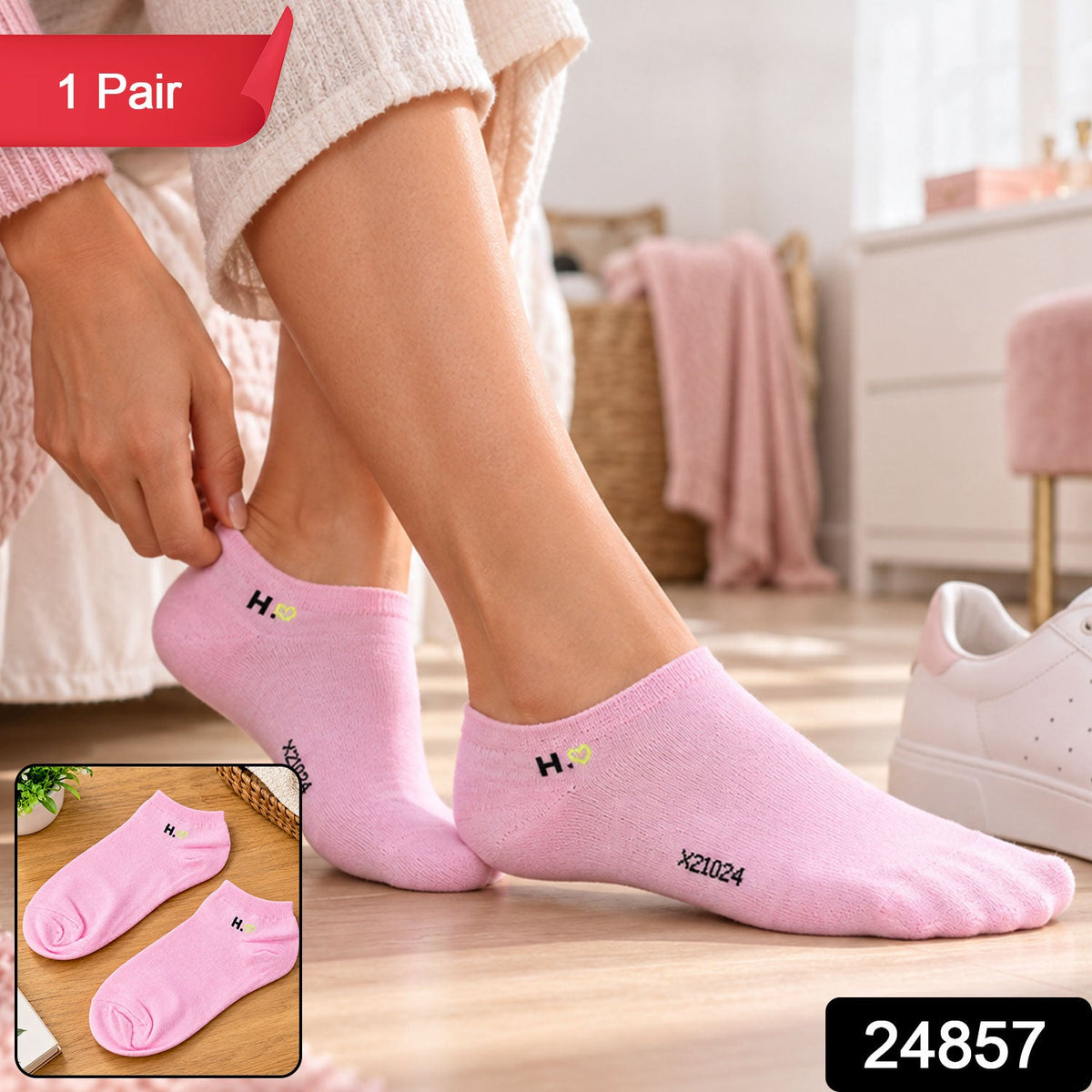 Pair of soft stretchable low cut ankle socks for women, no-show sports socks from Wukusy, shown in a close-up view