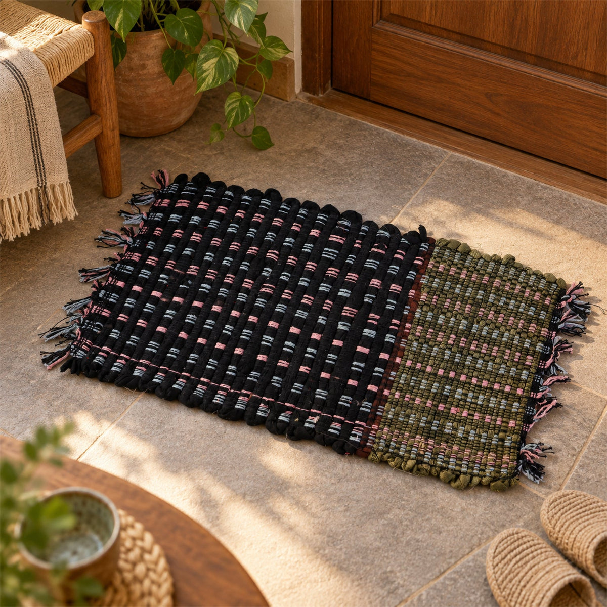 Decorative Woven Floor Mat With Check Pattern And Tassel Fringe For Doors (1 Pc)
