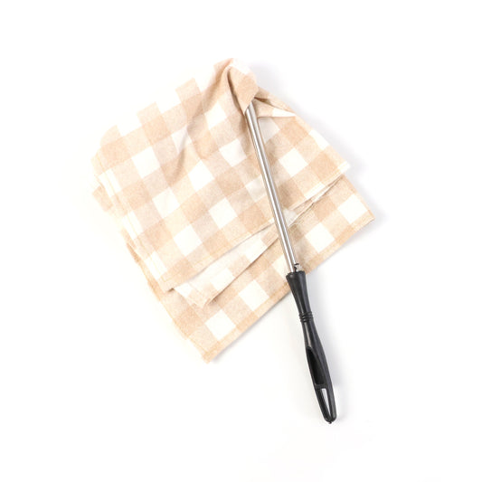 Wukusy non-extendable dusting cloth with handle for home cleaning, showing the cloth attached to the handle for dusting surfaces.