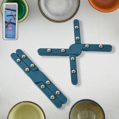 Wukusy Apex Foldable Hot Mate Set with two folding pan stands for hot pots, ideal for home and kitchen use.