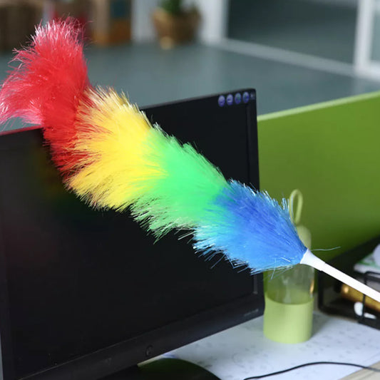 Colorful feather and microfiber duster by Wukusy, ideal for dusting and cleaning surfaces with a long dusting stick and brush design.