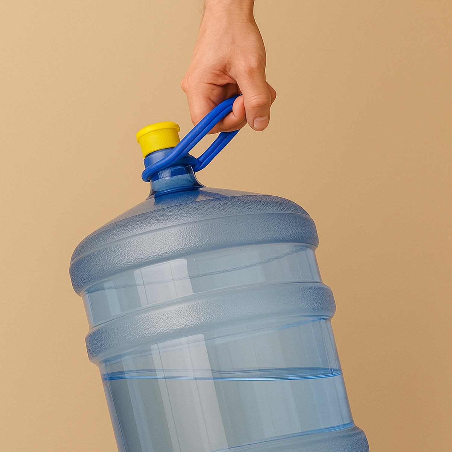 Heavy-duty plastic water bottle handle for 20L can by Wukusy, designed for secure grip and easy carrying in home improvement tasks.