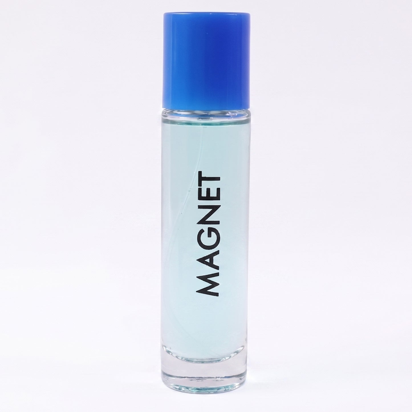 Magnet Eau De Parfum Spray (1 Pc 30 Ml)