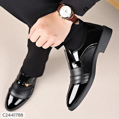 Men Shinning Black Slip On Formal Shoes - Size = 6