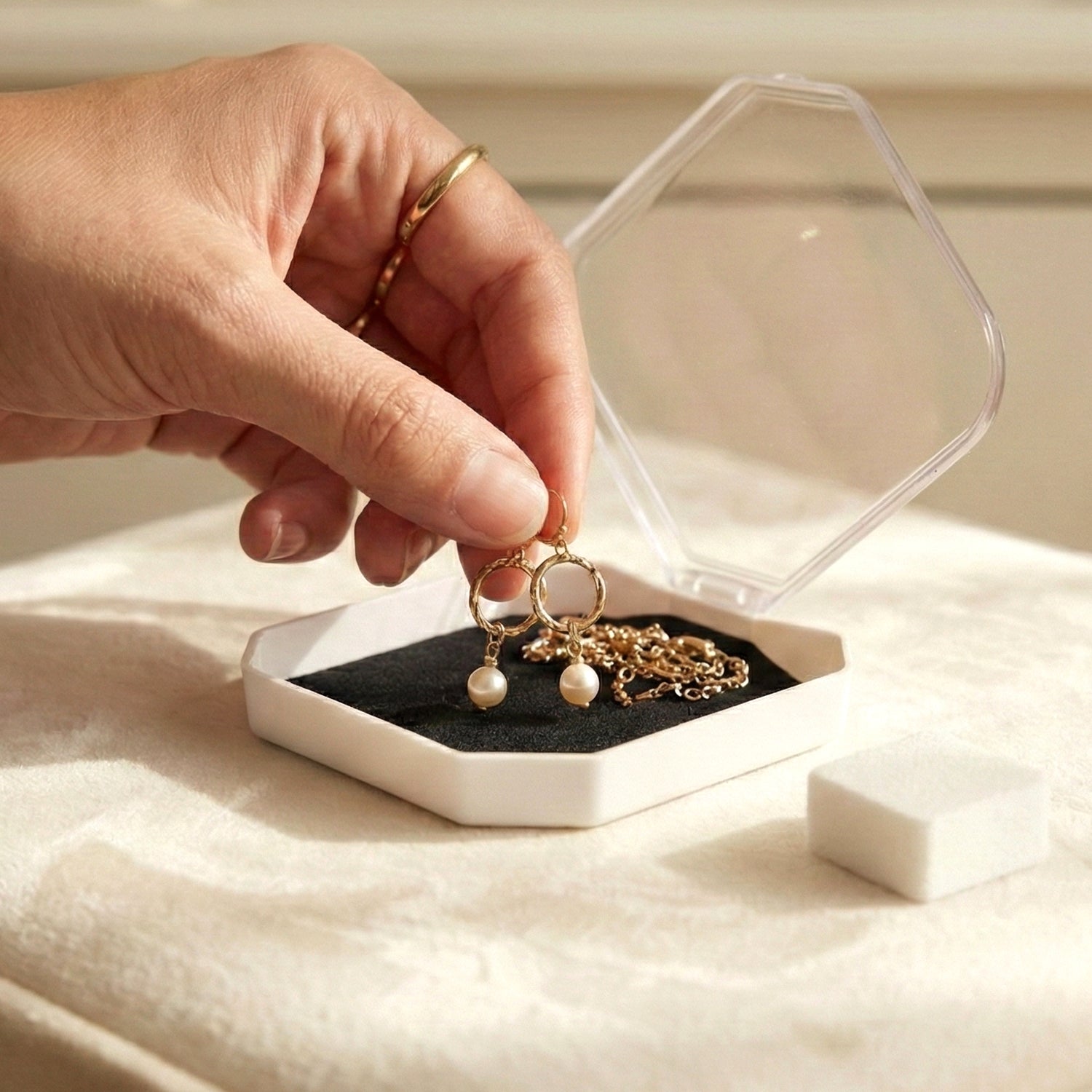 Jewellery Display Storage Box For Rings Earrings  Small Items (12 Pc)
