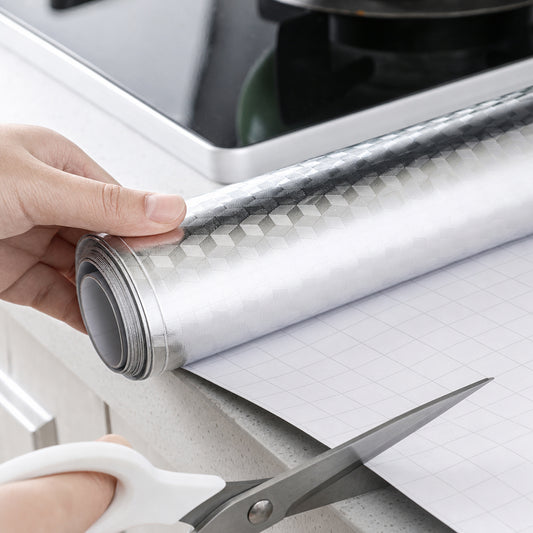Wukusy aluminium foil paper roll for kitchen wrapping, food storage, cooking, and baking in a standard 1-piece pack.