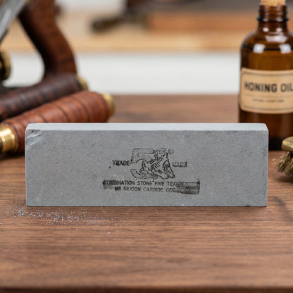 Wukusy silicon carbide combination knife sharpening stone, B grade, 1-piece whetstone for kitchen knives, with textured surface for sharpening.