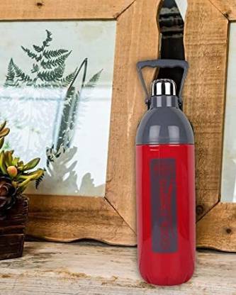 Drpshippr insulated plastic water bottle with handle, 2000ml capacity, ideal for home and outdoor hydration.