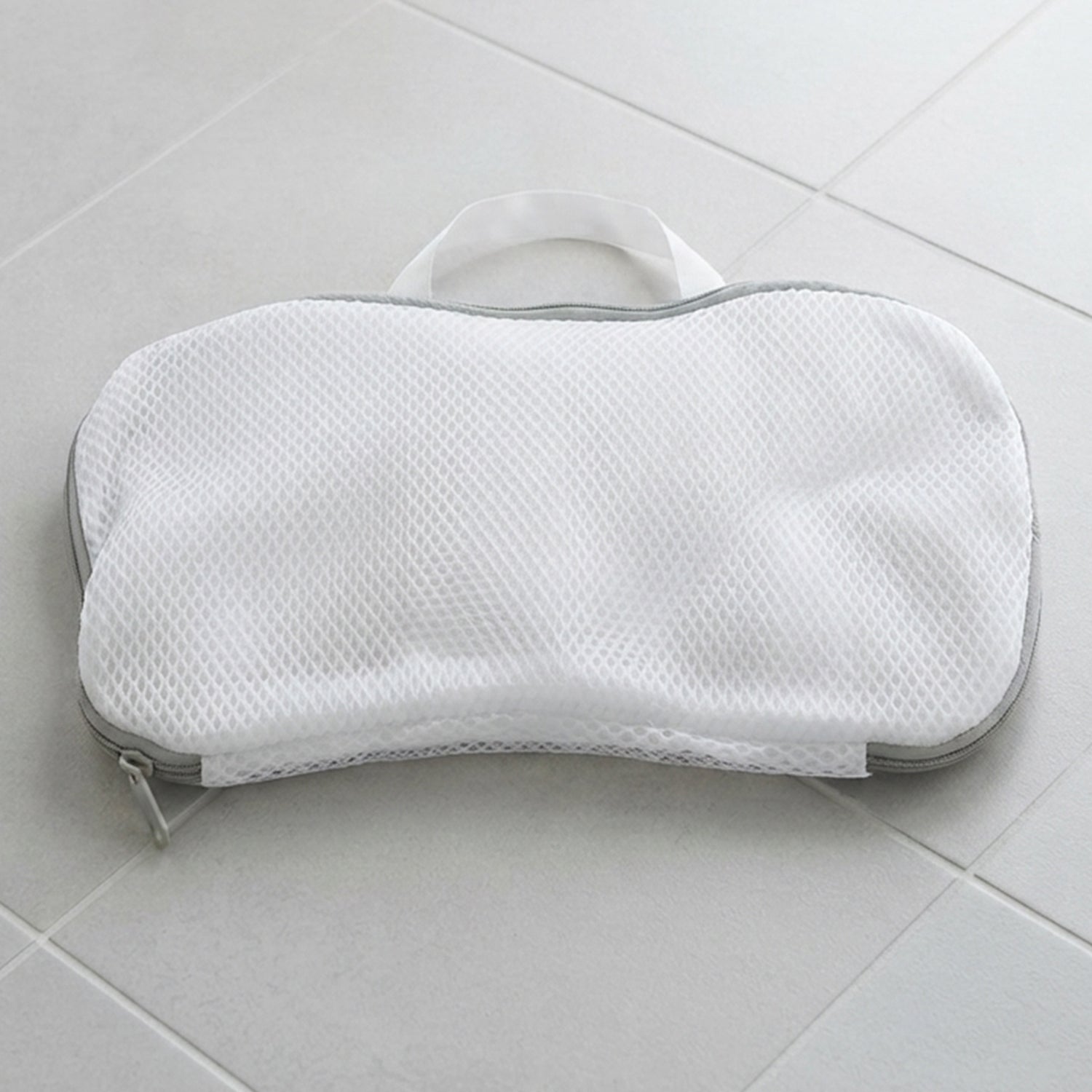 Reusable 3d Mesh Laundry Washing Bag With Zipper For Shoes And Delicates (1 Pc)